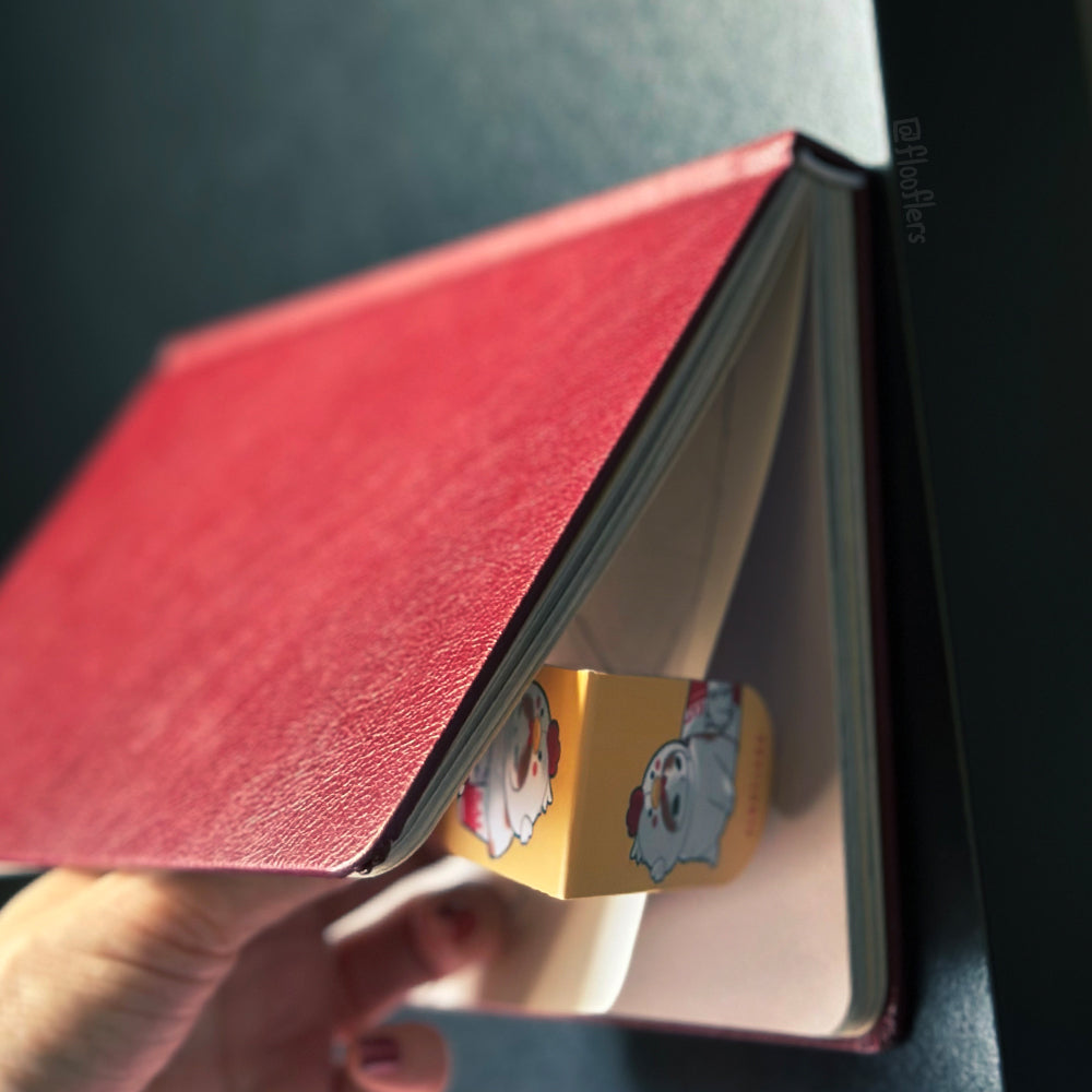 Floofy Lickin' Good - Magnetic Bookmark